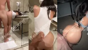 سكس خليجي في الحمام قحبة بيضة لبن تتناك خلفي