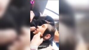 سكس عراقي نار: طالبة مدرسة عراقية مراهقة تموط عير صديقها في السيارة – سكس نيج عراقي في السيارة – شاهد الان بجودة ممتازة HD
